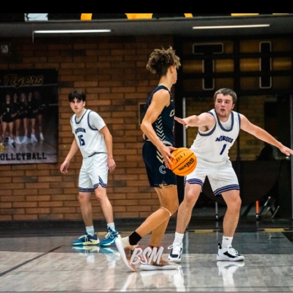 Meet your Posher, Amare